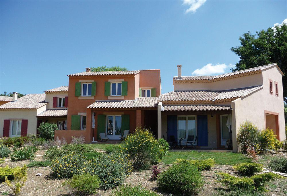 Hôtel Lagrange Confort+ Le Domaine De L'Oliveraie à Nyons Extérieur photo